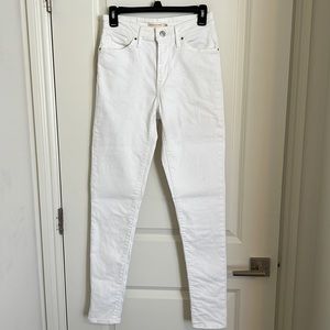 Levi’s 721 White High Rise Skinny Jean